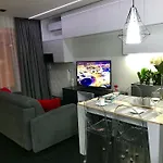 Luxury - 3 Lakes * カトヴィツェ