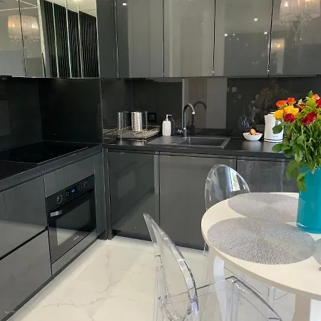 Luxury - 3 Lakes * Katowice