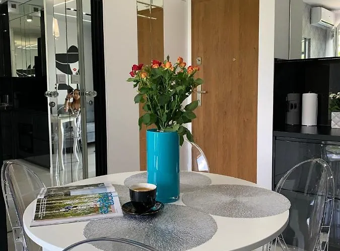 Luxury - 3 Lakes Katowice