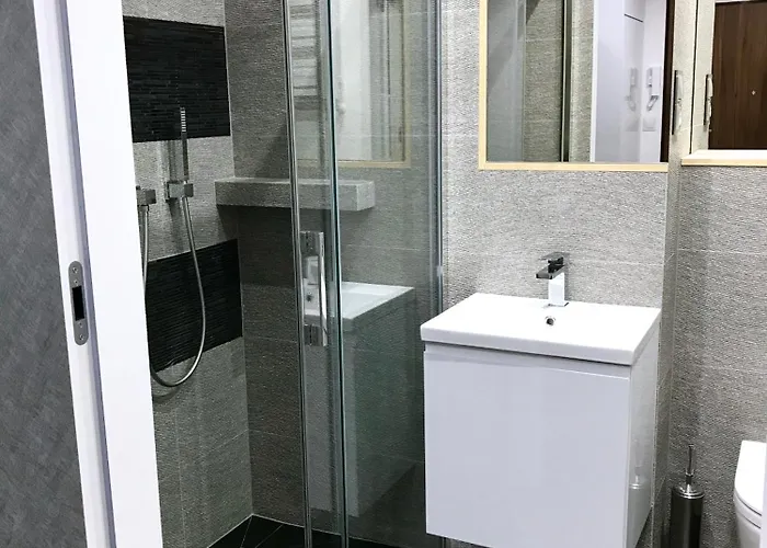 Luxury - 3 Lakes 카토비체